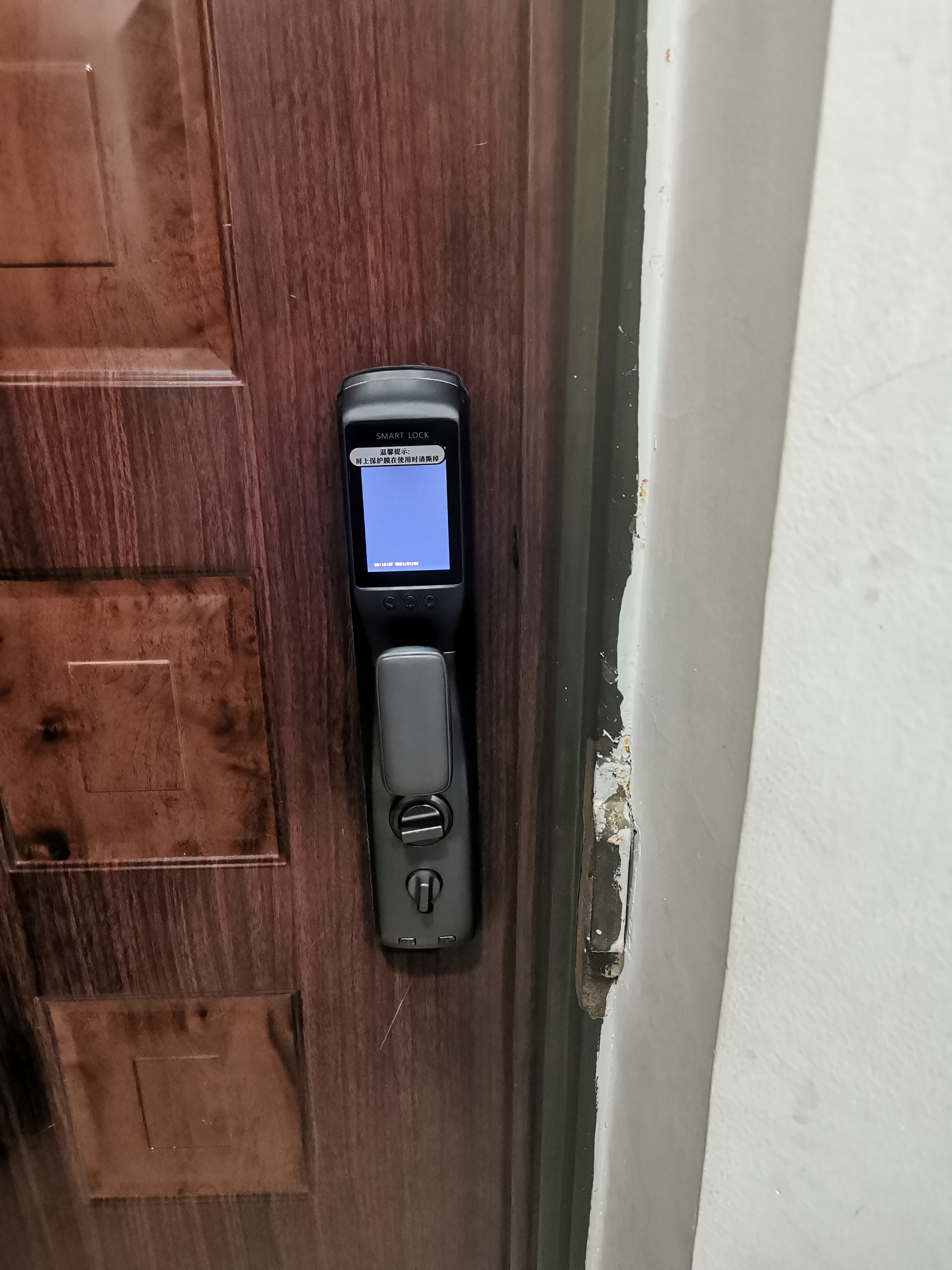 西宁工商局家属院保时捷3d人脸识别智能锁安装